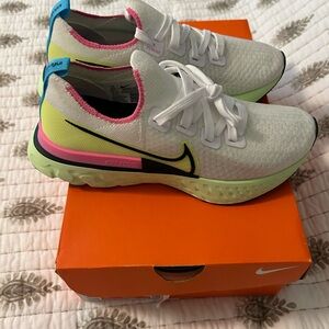 Nike react infinity running shoes